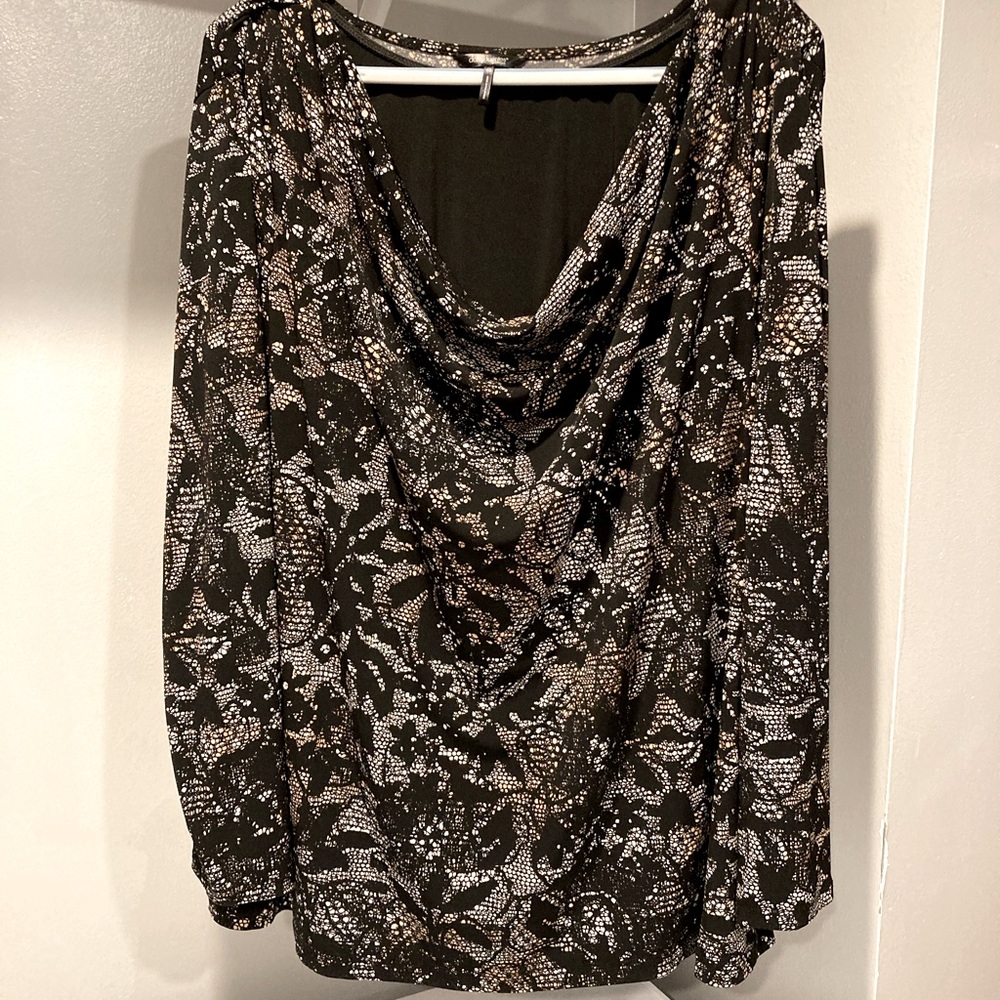 Daisy Fuentes Hidden Contour Tank Blouse